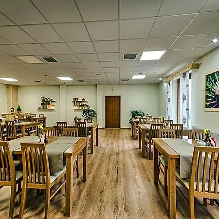 酒店 Pod Wulkanem 乔尔什滕